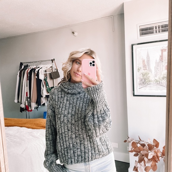 Urban Outfitters Gray Knit Cowlneck Sweater - Picture 3 of 7